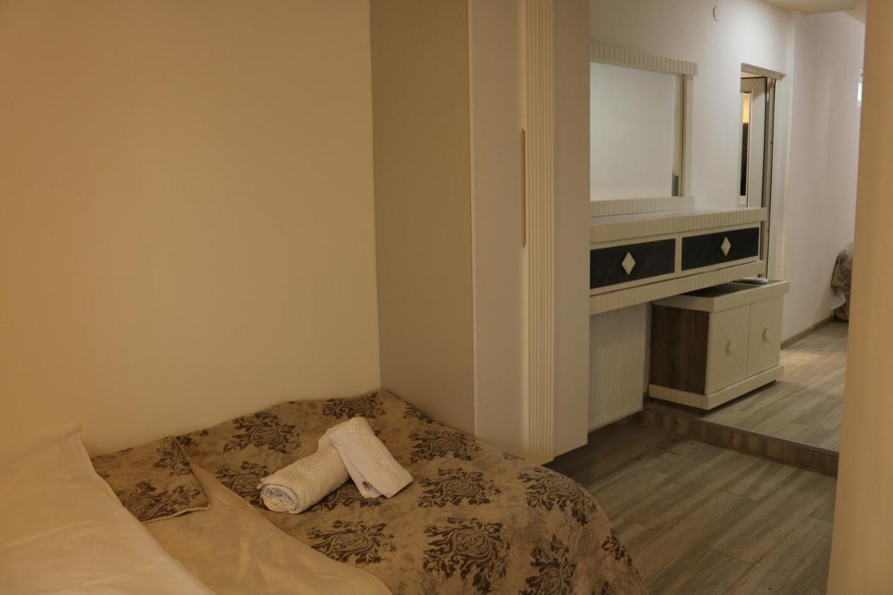 Kai Hotel Bar Тбилиси Екстериор снимка