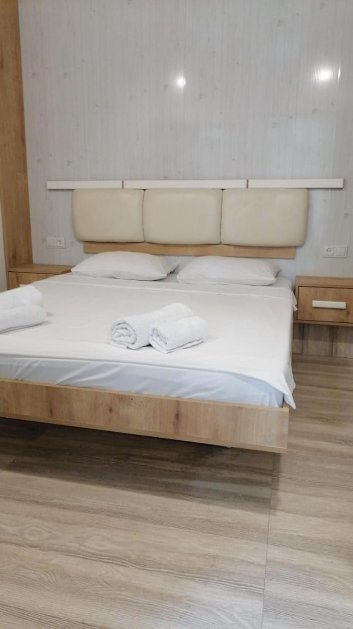Kai Hotel Bar Тбилиси Екстериор снимка